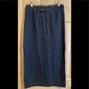 Vintage LONDONJEAN denim skirt with side slits